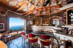 1230 Toro Canyon Road, Montecito
