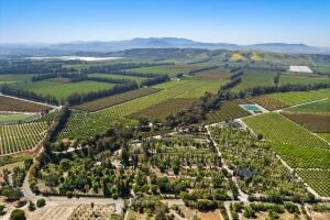 1048 E La Loma Avenue, Somis