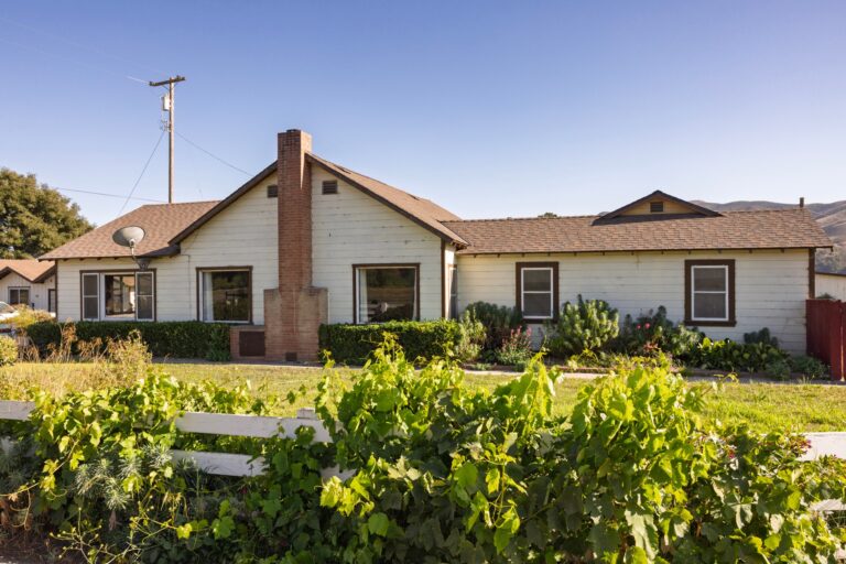 Ranch house with brick chimney